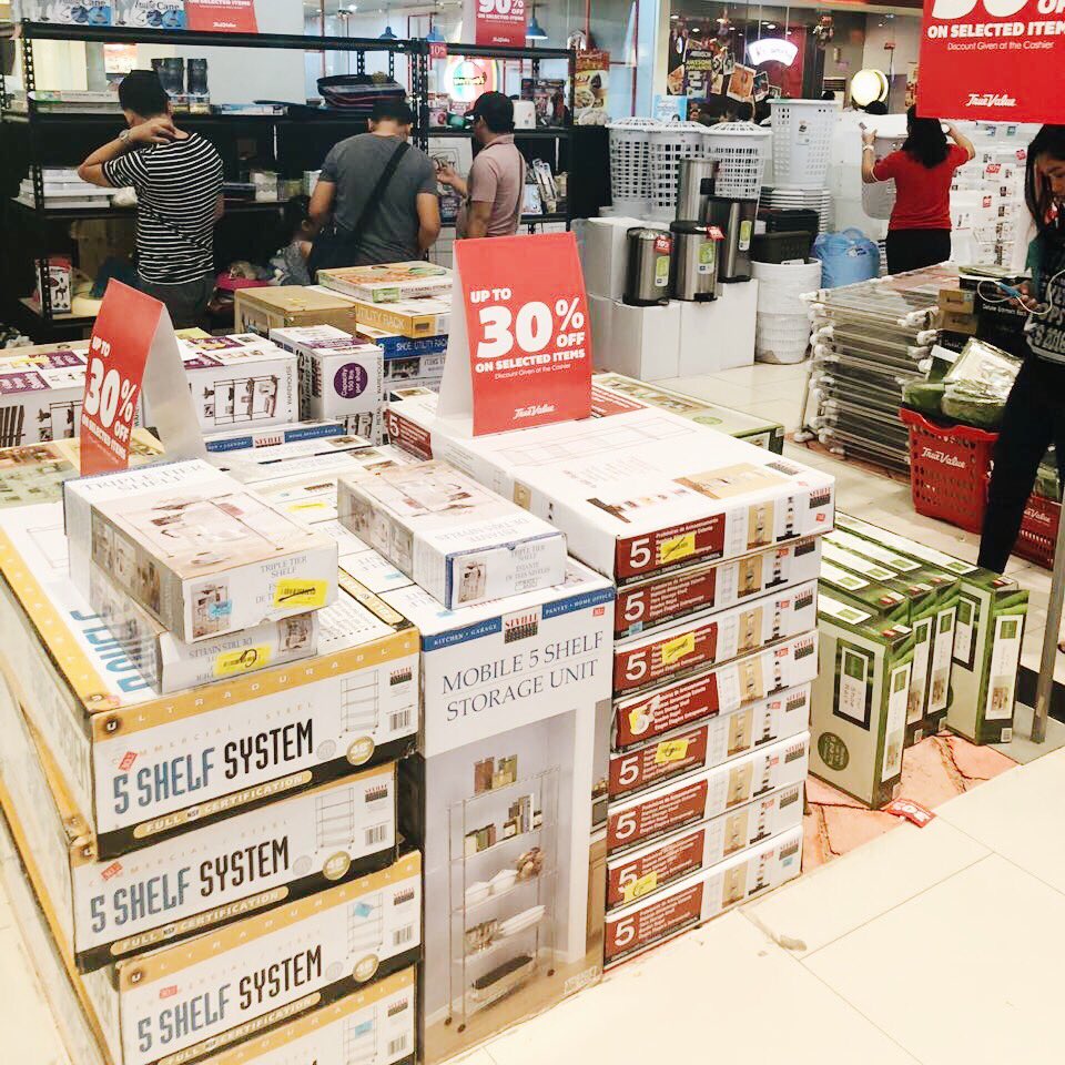 abreezatweets's tweet photo. #SALEatAbreeza: @TrueValuePh’s Red, White, & True Sale is on this weekend!
Grab on-sale picks covering home, kitchen, garden, outdoor, automotive, electronics, and more only until July 22–that’s tomorrow!
#TrueValuePH #ILoveAbreeza https://t.co/WStFU6sNA2