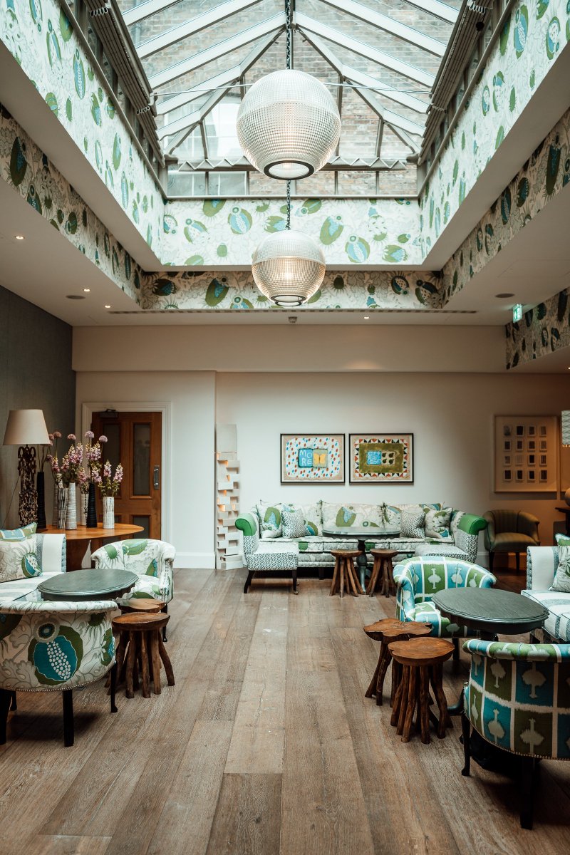 New post - A Wellness Escape at London's Haymarket Hotel up on the blog now #Europe #HotelReviews #Lifestyle #Travel #TravelDiaries - theemasphere.com/wellness-escap…