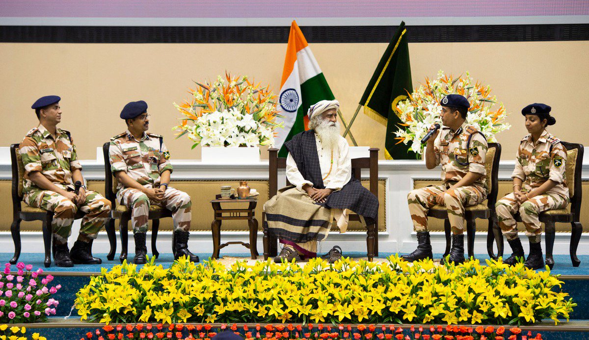 SadhguruJV's tweet photo. #Himveers of @ITBP_official guard the nation in some of the most vulnerable &amp; challenging terrains on the planet. This conversation with officers of @ITBP_Official was a great privilege. –Sg https://t.co/MUqX1yD8S6
