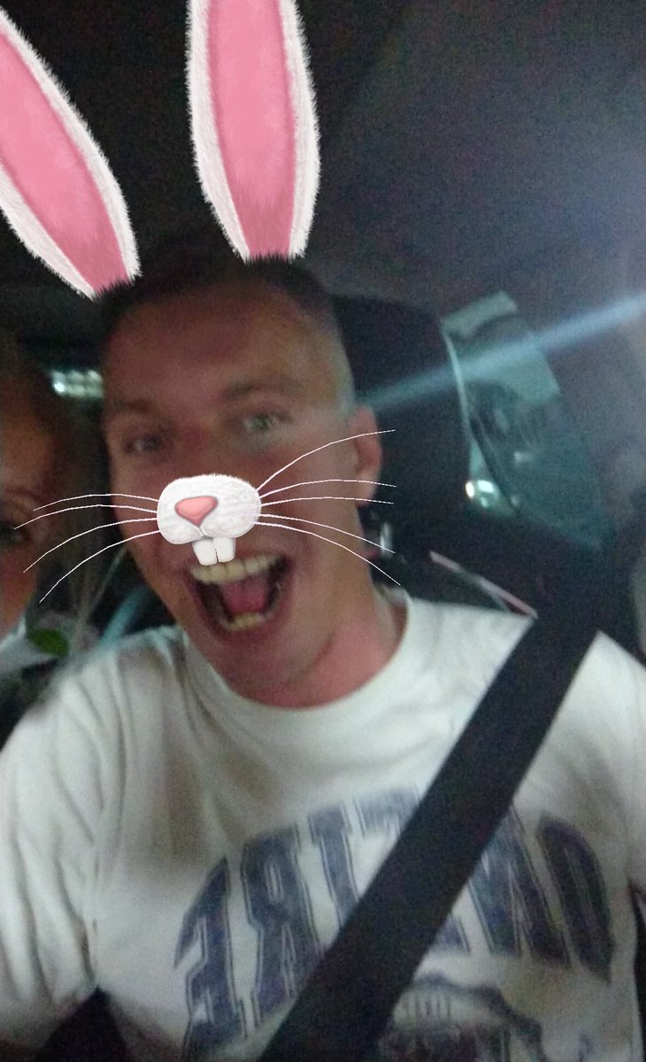 aga_c84's tweet photo. @ricojunior 😂 😂 https://t.co/YxdRhn3fDE