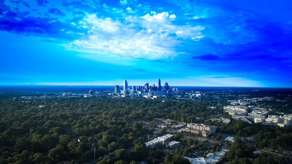 3zeroflyguy's tweet photo. #Charlotte #views #djiphantom4pro #dji https://t.co/Ov5aodcLZs