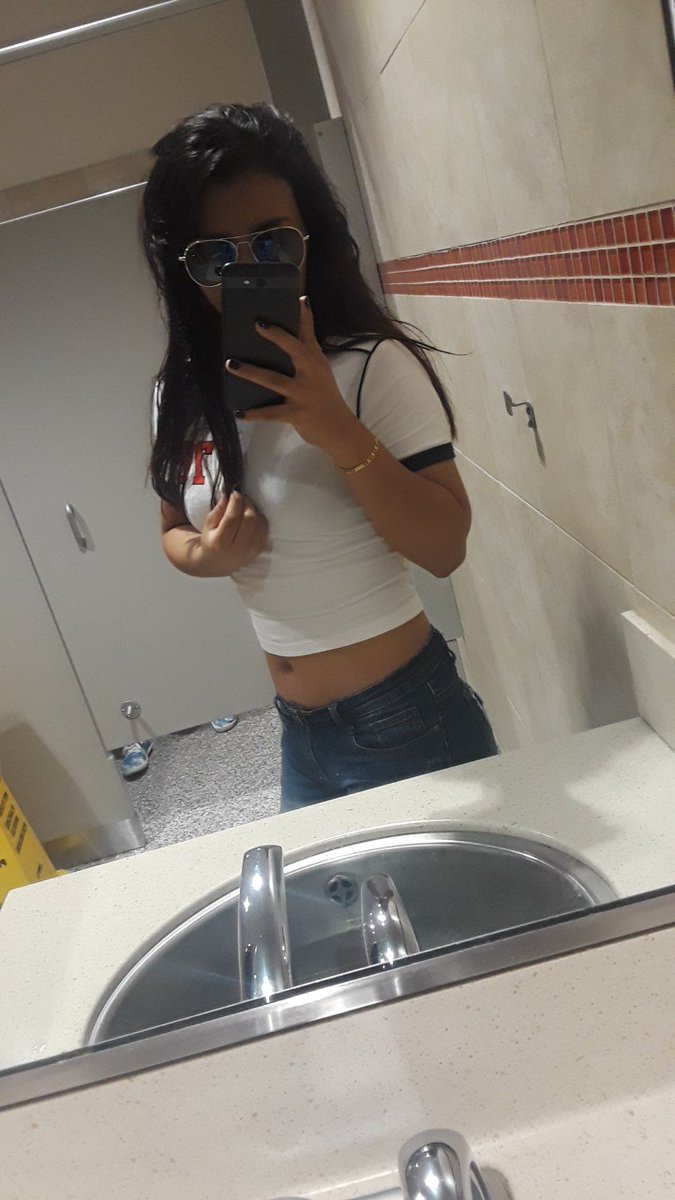 flaquiithatobar's tweet photo. #demente♡ https://t.co/qQ79zSONp3