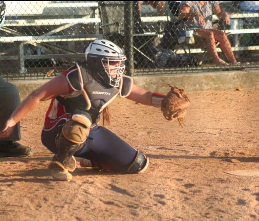 NinaMothershed's tweet photo. Catching (4)100 minute games,in the same day,in 95 degree heat without complaint or hesitation is nothing less than pure passion for the game.This my friends is what it takes to play for @coachabrowning and Coach T at TSU! They expect nothing less!#babytigerintraining
#tsucommit https://t.co/V3yiruPnri