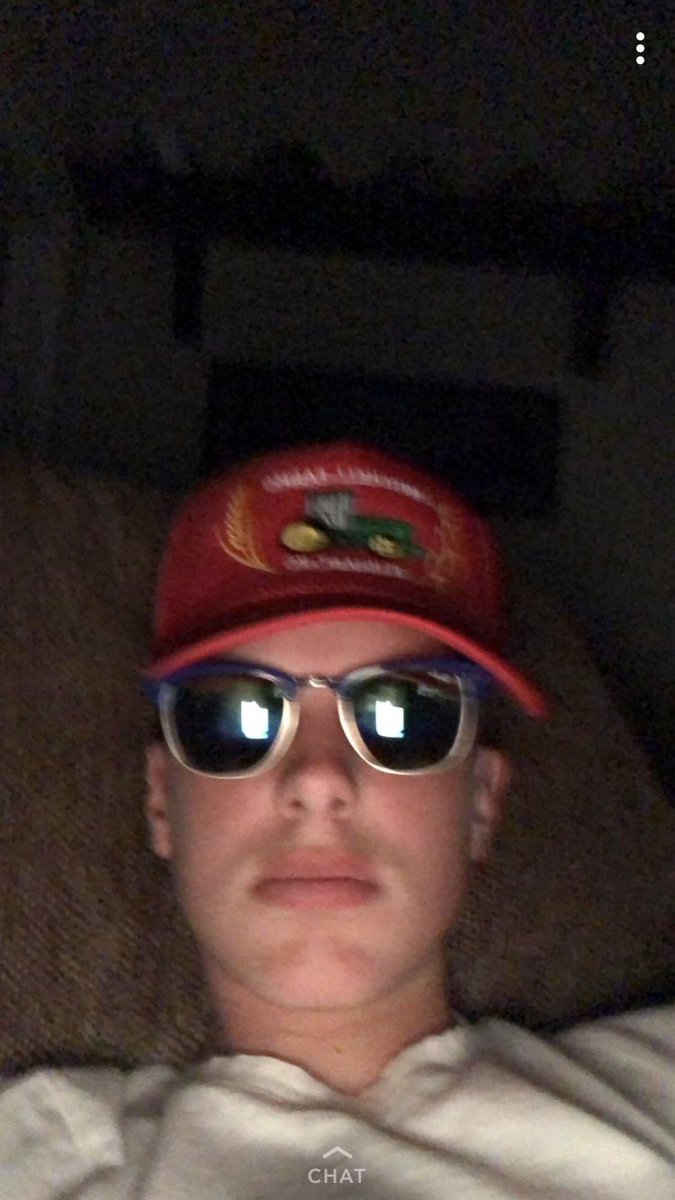 ashjarrous's tweet photo. Happy Birthday Walt!!!! I hope you had the best day!!! Party hard homie g @walt_boxwell https://t.co/sfpzM1XmWK