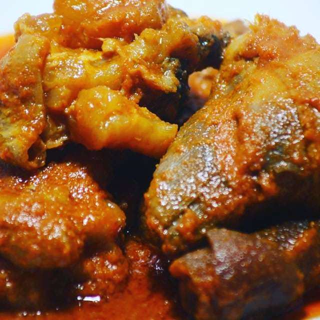 justdelishng's tweet photo. We serve mouth-watering stew dishes with cow leg (brokoto) and assorted meats. Visit us at 50 Diya Street, Gbagada from 8am (11am on Sundays). #JustDelish #NigerianFood #Delicious https://t.co/Gg1KUDVsYu