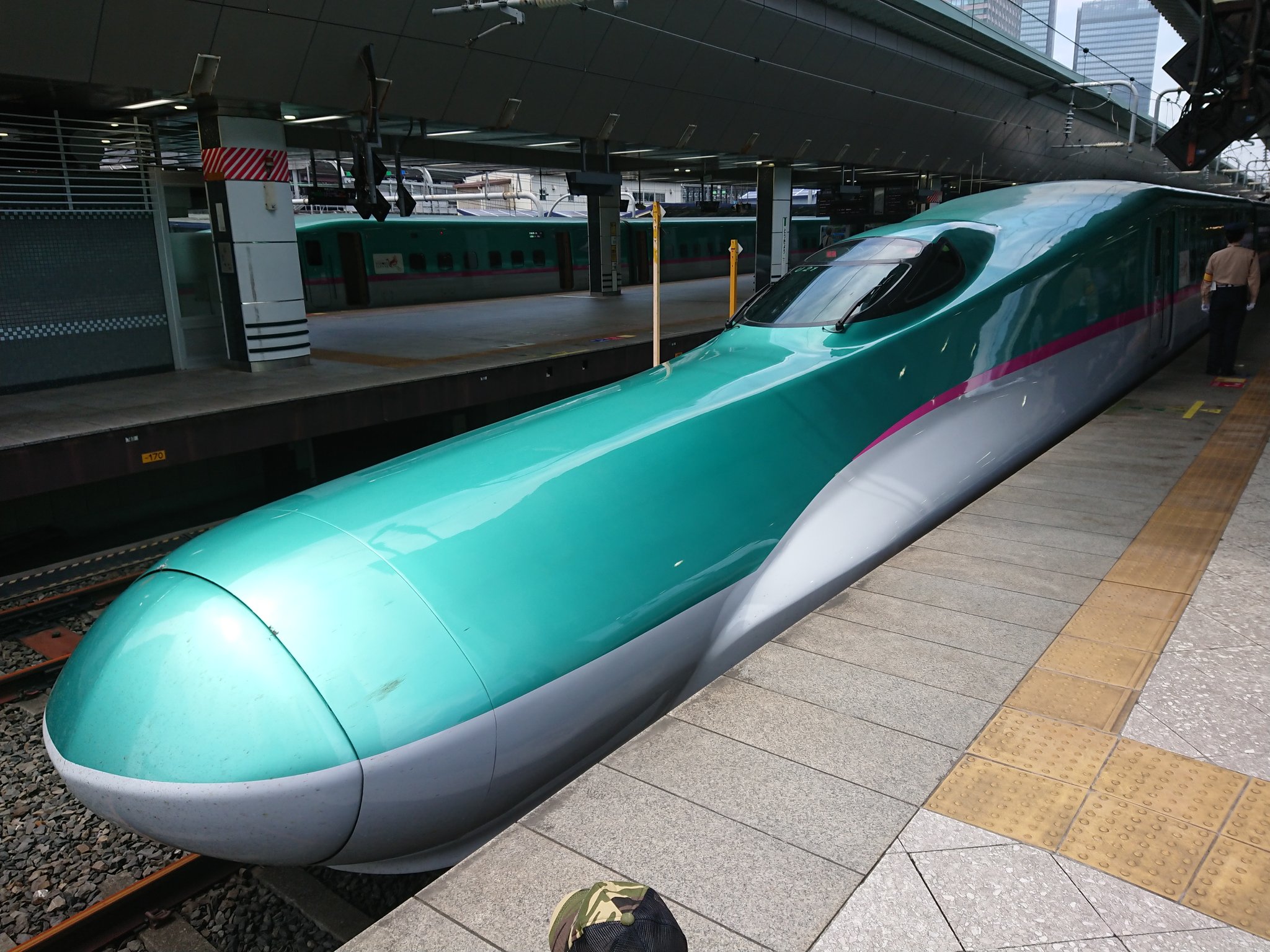 しょうちゃん على تويتر 一番速い新幹線 東北新幹線はやぶさ が時速3km Hで加速まで約3分掛かりますね