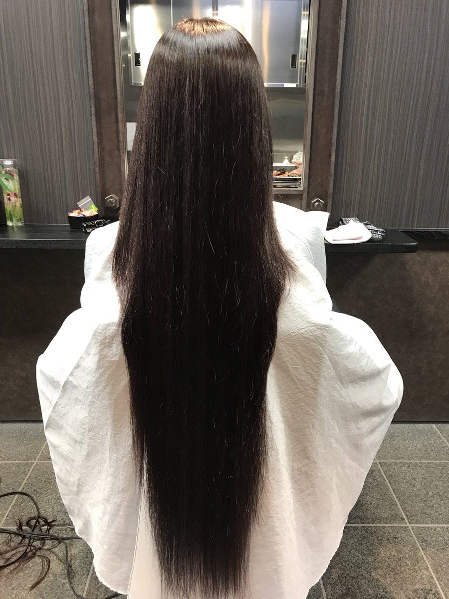 海紅 アレクシエル スーパーロングヘアのお手入れ日 サイド短くしてもらって気分転換 艸 おろしていてもサラサラして暑くない すごくお気に入り