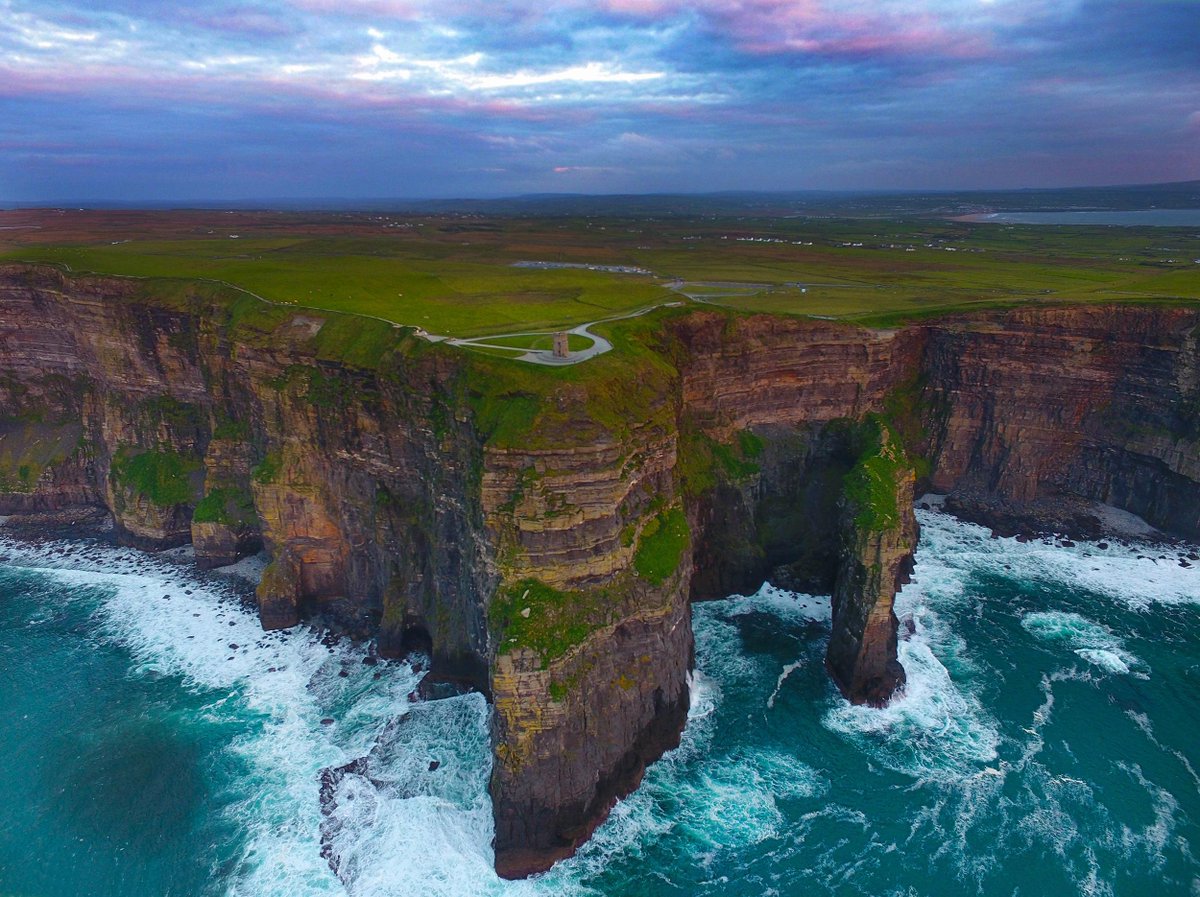 WorldTourisms's tweet photo. Cliffs of Moher County Clare, Ireland https://t.co/dV0pGL1Xyg