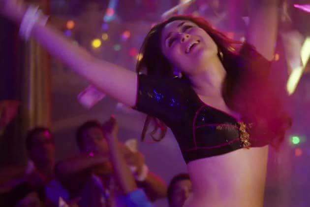 Becca902450's tweet photo. Fevicol Se #dabbang2 https://t.co/xMzH7MsBUD
