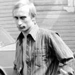 10代で既にこの威圧感ｗ若かりし頃のプーチンがまんまデスラー総統!