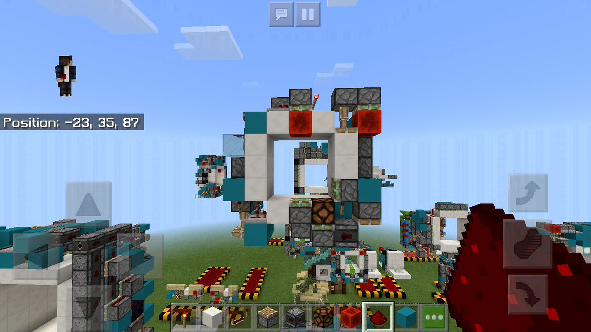 EmmetJoe009's tweet photo. Smallest 3x3 Lamp Funnel Door
Size: 7x2x7 = 98 Blocks https://t.co/S3NvKVjplG