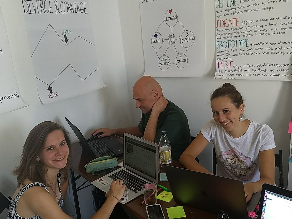 prabhantsingh's tweet photo. Fighting malaria @theaiscope with @tschana_tschi @am_donati
 @RMeinsen #FightMalariaNow #MalariaVsMachineLearning #DataScienceSleepOver https://t.co/86q8J0NvCh