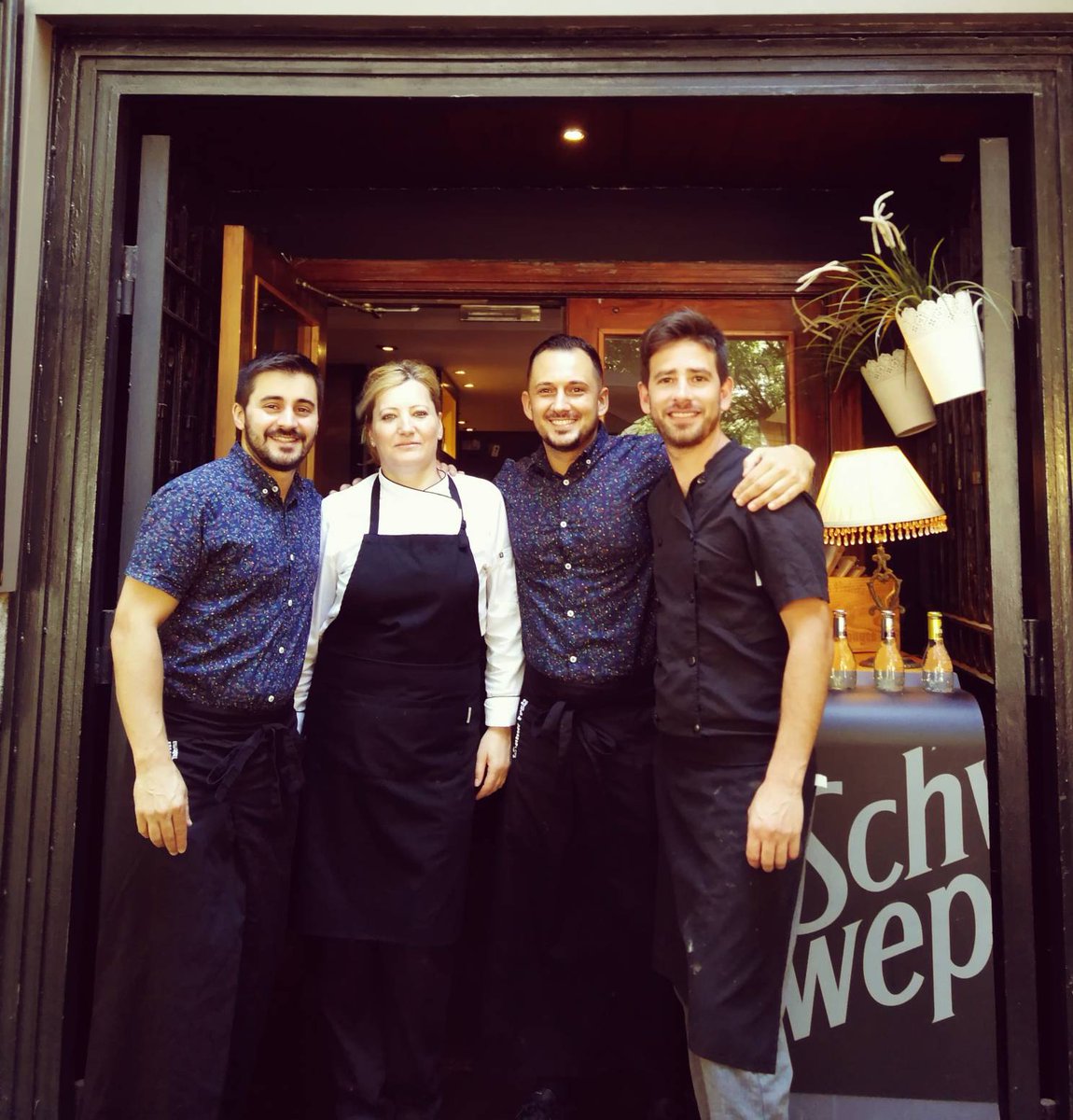 MamarachaVlc's tweet photo. El #finde será genial. Nuestro equipo de trabajo los invita a pasar un #felizSabado en @MamarachaVlc .😉 https://t.co/bWElIldXEr