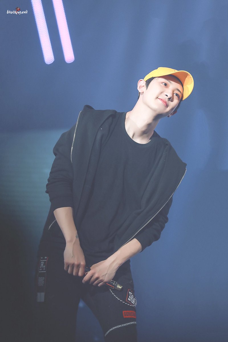 BLACKROSEVIL61's tweet photo. HQ 💛 Marks everything you do.💘💘💘
#CHANYEOL #찬열 #엑소 #EXO⁠ ⁠⁠ ⁠⁠ ⁠⁠ ⁠⁠ ⁠@weareoneEXO 
https://t.co/0rZh10TXQZ https://t.co/RdSmF2qxCW
