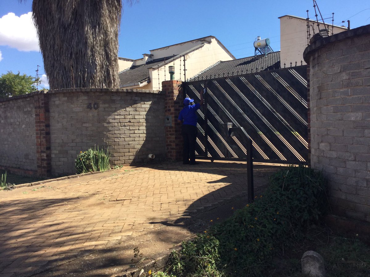 SMuringisi's tweet photo. I decided to run as an independent candidate because I truly believe that council should not be about politics but rather it should be about community. Party politics has made council to suffer and has brought a stalemate in the progress of the City of Harare https://t.co/z8nOY6IUWD