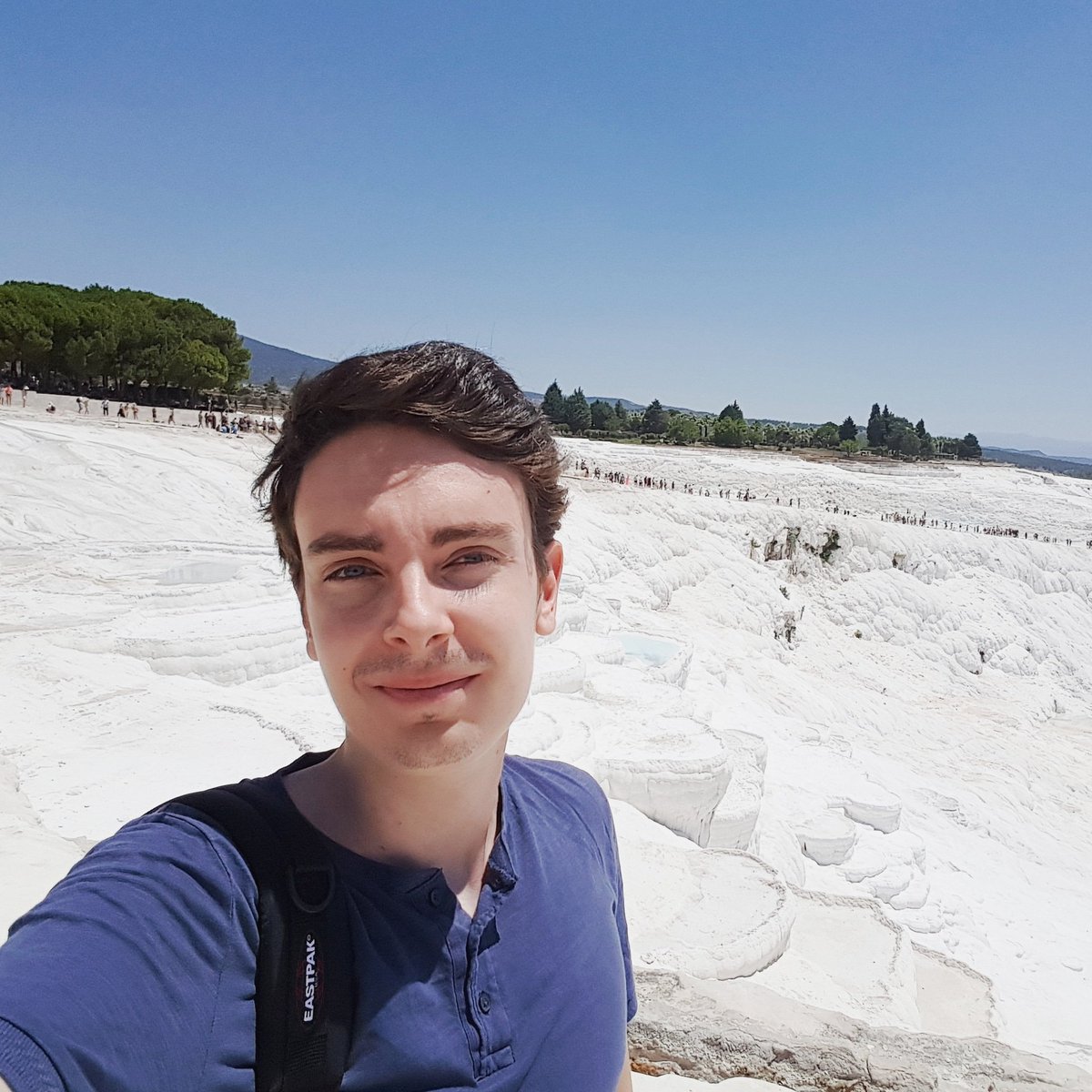 Frigiel's tweet photo. Ces quelques jours de vacances font vraiment du bien, rendez-vous en Aout pour les prochaines vidéos ! (À vous de deviner le pays 👀) https://t.co/bN9TZBXYS9