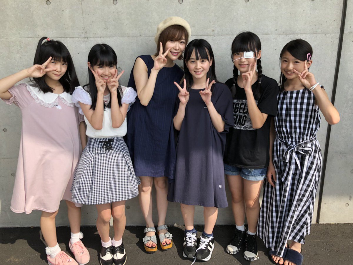 Stu48 Twitterren 指原先輩 のんちゃんをどうぞよろしくお願い致します 私立指原中学 Hkt48 指原莉乃 さん Akb48 末永祐月 さん Ske48 倉島杏実 さん Nmb48 塩月希依音 さん Hkt48 今村麻莉愛 さん Stu48 新谷野々花 T Co 5wvdxowtl7
