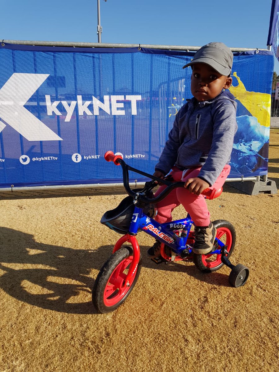 trapnetcycling's tweet image. Is julle reg vir vanoggend se trapNET junior wedren? Zion is gereed met sy fiets. Ons wag nou om weg te spring om 09:15

#medihelp #JongSpan
@medihelpsa @kykNETtv @PretoriaFM @BeeldNuus @toksntjops @SuperSportPark @CityofTshwane
@Cycle360App @PlanetFitness