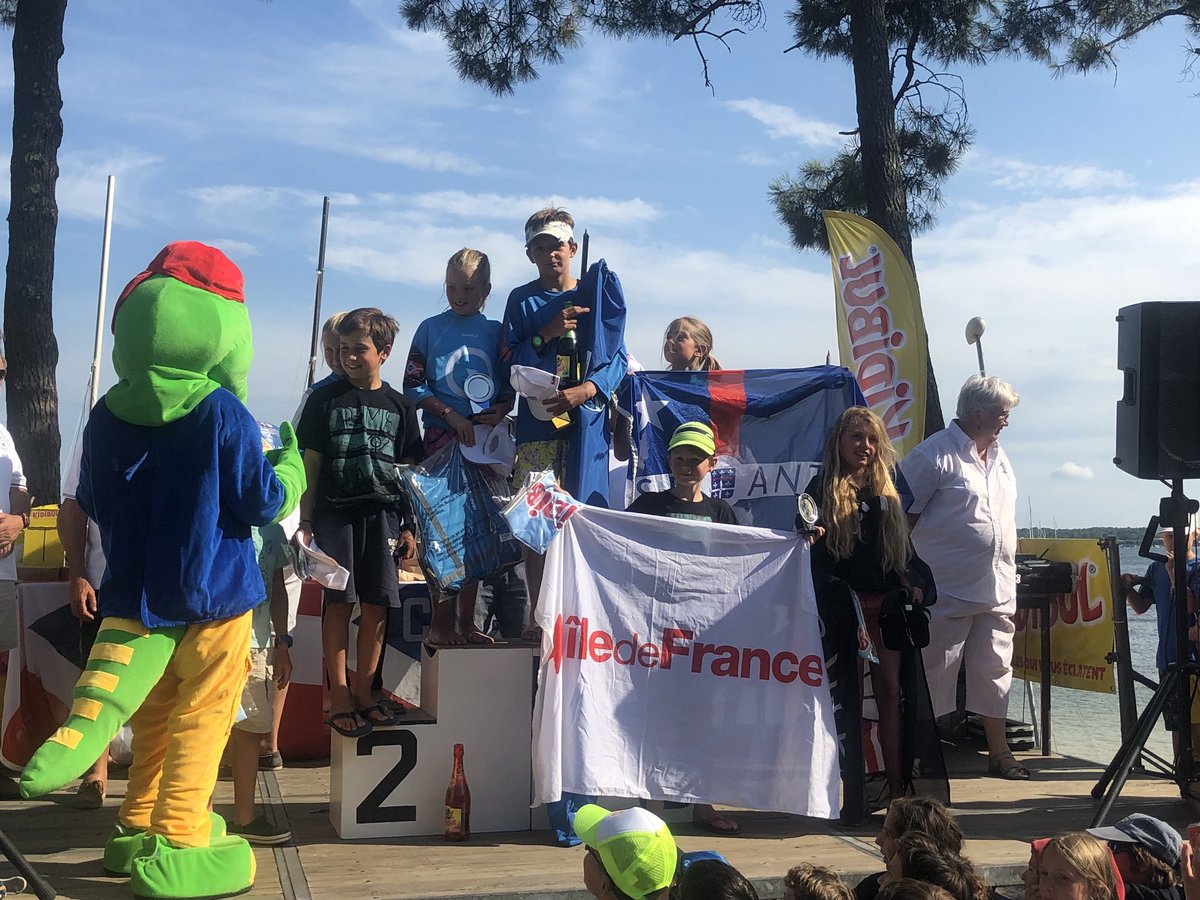 TeamOptiIDF's tweet photo. Cette semaine s’est déroulé la #CIE à Maubuisson. Près de 500 régatiers présents dont 21 Franciliens. Répartis sur 3 ronds. Des podiums pour @idfvoile avec sur le rond Open : Sixtine🥈filles nées en 2009 ! (10e/92). Rond Benjamin : Jasper🥉garçons (5e/150) Bravo à tous👏💪#Opti https://t.co/dhu8qFdeIy