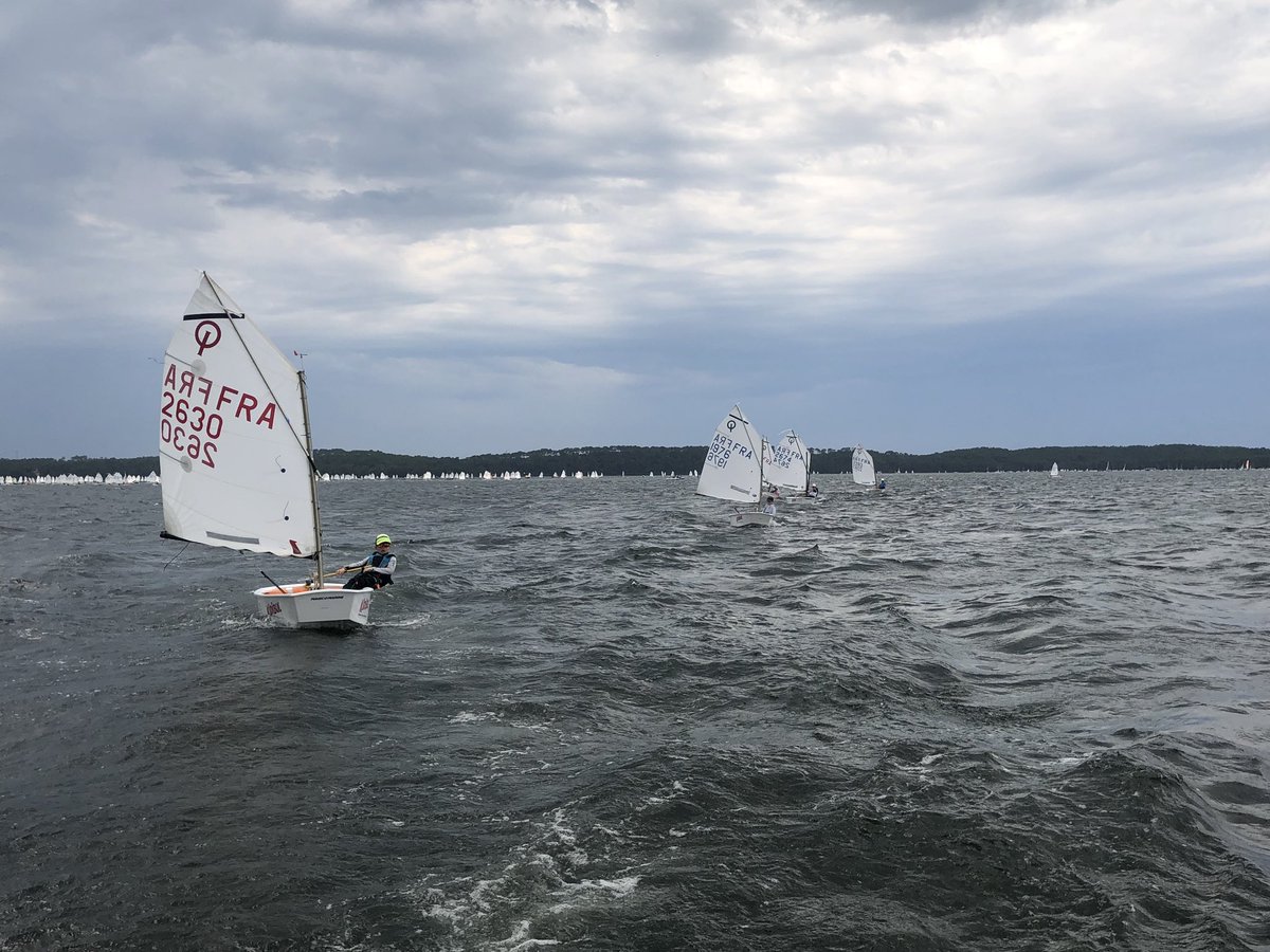 TeamOptiIDF's tweet photo. Cette semaine s’est déroulé la #CIE à Maubuisson. Près de 500 régatiers présents dont 21 Franciliens. Répartis sur 3 ronds. Des podiums pour @idfvoile avec sur le rond Open : Sixtine🥈filles nées en 2009 ! (10e/92). Rond Benjamin : Jasper🥉garçons (5e/150) Bravo à tous👏💪#Opti https://t.co/dhu8qFdeIy