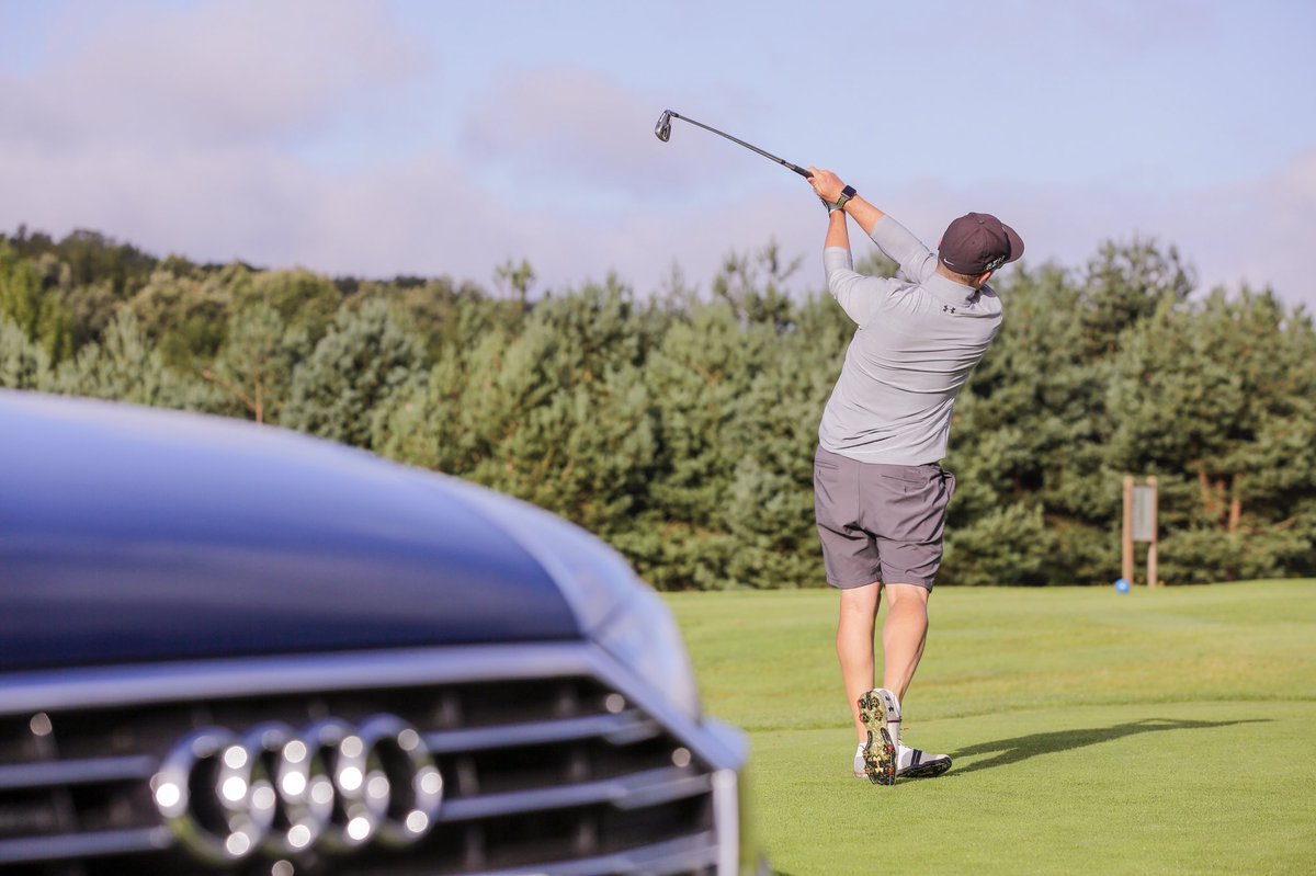 olagolf's tweet photo. ¡Comenzamos la prueba 19 de el #AMTour18 Race to #CostaDelSol #CostaDelGolf en @Izkigolf! El #AudiA8 espectador de lujo en el tee 1. https://t.co/9GmSbveABm