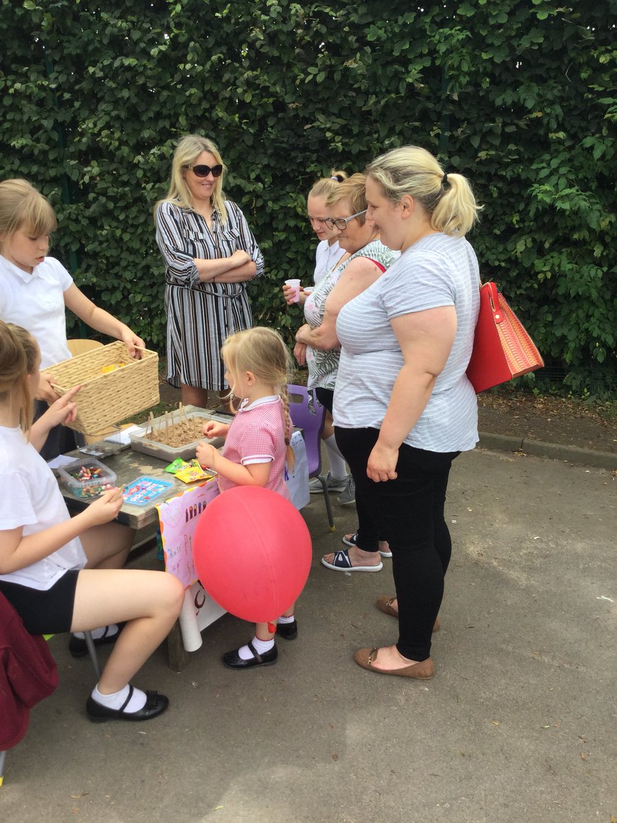 🍓🍓🍓Strawberry Fayre. Thank you to all of our parents for making it a big success 👏🏻