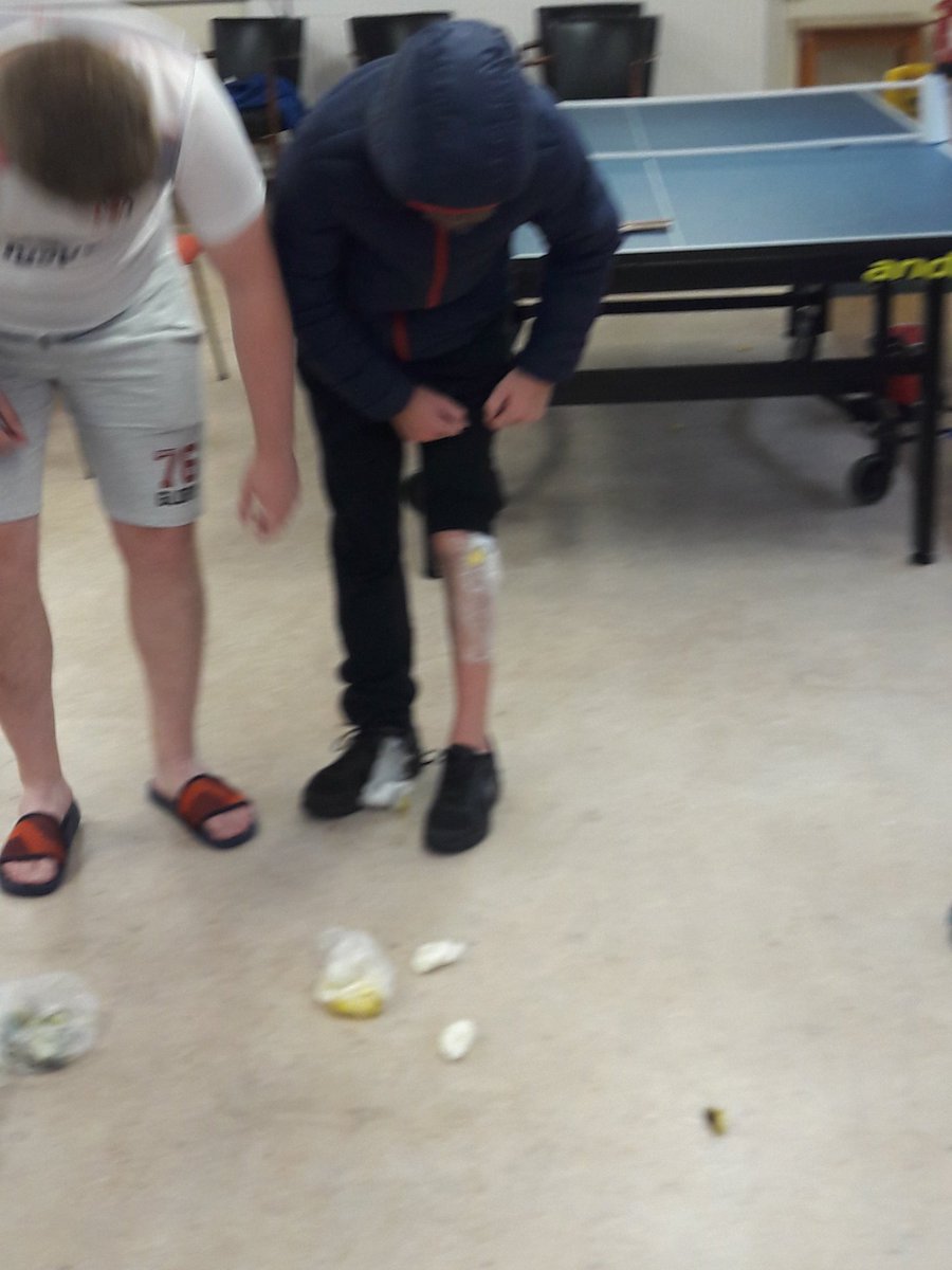 1stballyclarebb's tweet photo. Oliver was very creative with his hiding places! https://t.co/rGL0mncuQN