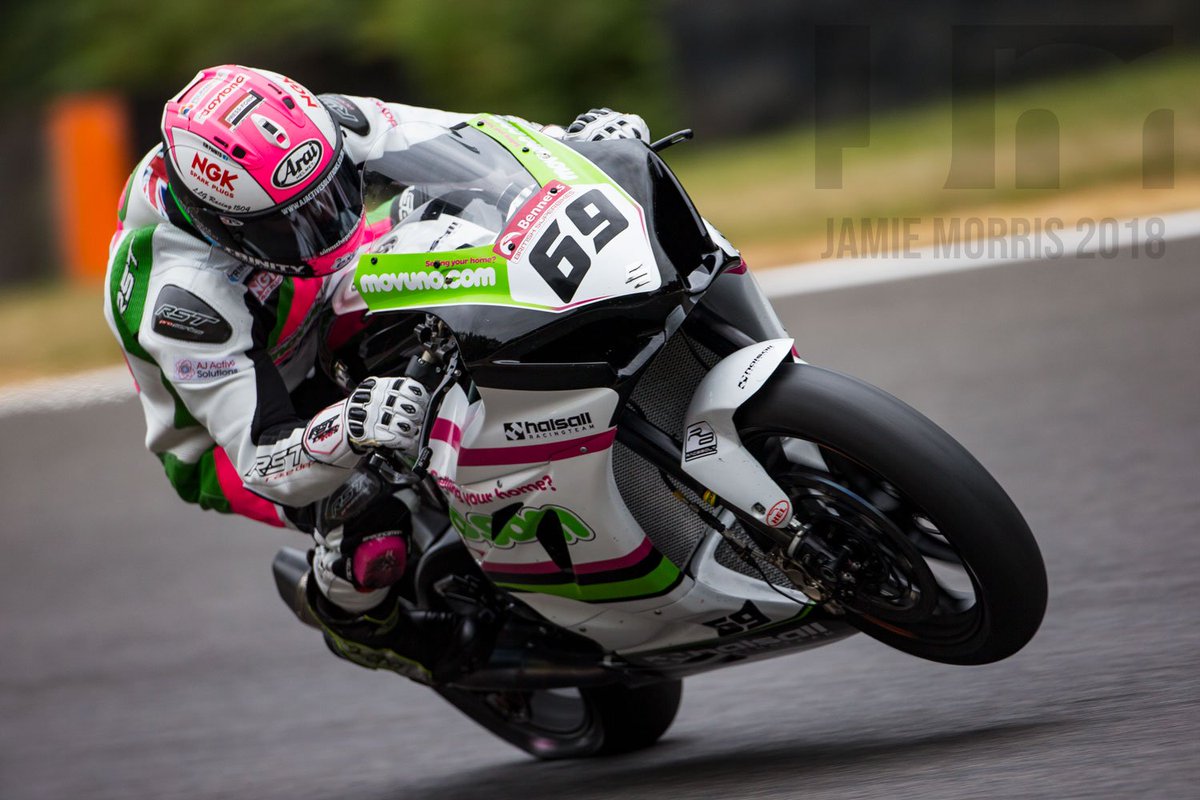 <a href="/ChrissyRouse/">Chrissy Rouse Racing</a> on the pipe yesterday! 

<a href="/HalsallMartin/">Martin Halsall</a> <a href="/HalsallRacing/">Halsall Racing Team</a>