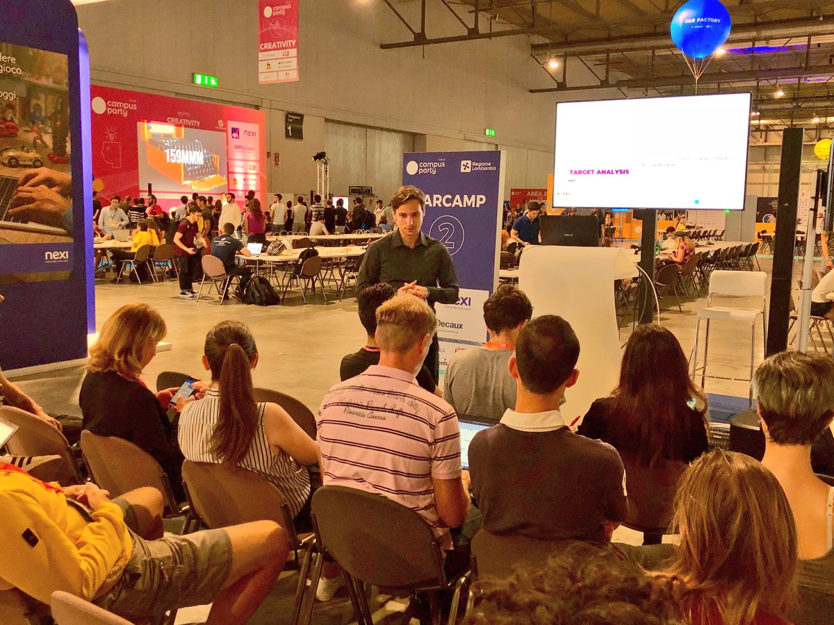 opinnoitaly's tweet photo. È il momento di un #PitchStop per i #campuseros che partecipano all’#hackathon @RDS_official . Con io nostro @distepas, strumenti e consigli per fare un’ottima presentazione e conquistare la giuria. #CPHACK #CPIT2 #treehack https://t.co/zlFVUXd6AV