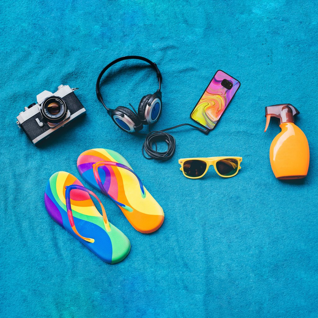 covermybits's tweet photo. Ready for a weekend away at the beach?! Get your colours on here - https://t.co/XndqAJE2Fj #sunshine #beach https://t.co/i2IiBlDstb