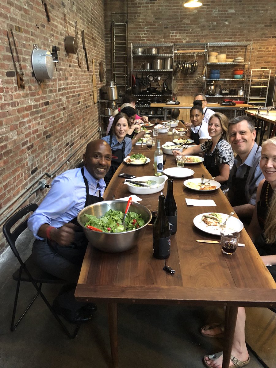 WayneJC8's tweet photo. Cooking IS Love @ErnestoPMir @ChristinaSans13 @LBrihn @AishaD_Miller @NYPBrooklyn @thebklynkitchen #AwesomeSauce https://t.co/jaM4qmuIrU