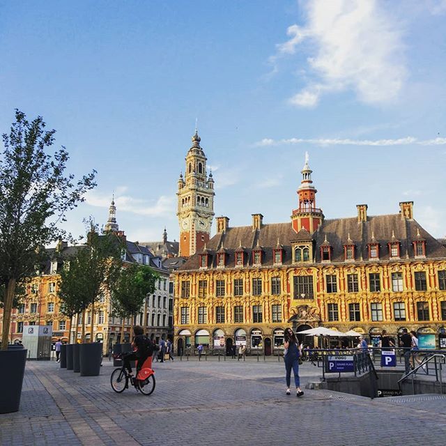 ludofarine's tweet photo. Bonjour #Lille 🇫🇷 I missed you. You're still the gorgeous one from the north. @lillemaville
--
#lillemaville #france #igersfrance #visitfrance #livingeurope #toplillephoto #weekend #igersedinburgh #frenchboy #grandplace #architecture #sunset #placede… https://t.co/om7JVSaAFo https://t.co/B0F2cQbNqm