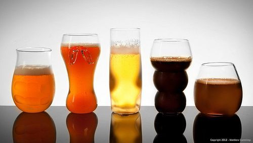 Bagetbeer's tweet photo. Which type of beer glass do you like? 

Let us know your thoughts

#beer #Bier #bar #craft #CraftBeer #Brussels #Affligem #Aalst #Belgium https://t.co/ErGkWUTK6E