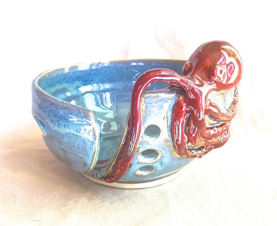 ZenCatPottery's tweet photo. Octopus Lovers Rejoice! https://t.co/pSW5ARr6ed #octopuslover #octopuslovergift #giftforoctopuslover #etsyhandmade #handmadeceramics #ceramicoctopus #stonewarepottery #knittingbowl #yarnbowl #knittinglovergift #crochetlover https://t.co/odysSQ3aze