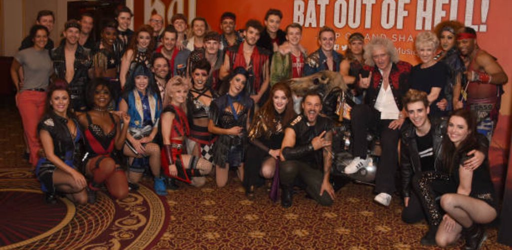 SharonSextonIRE's tweet photo. An incredible wk for @BatTheMusical   

Visited by #RockStarRoyalty &amp; we rocked it. 

lucky to be surrounded by castmates,crew &amp; amazing covers that help me do the job I love. 

Off now til Tues for some much needed R&amp;R with my new pal 🐾 

smash the last 2 shows of the wk gang🤟 https://t.co/ZLd4iq8ed2