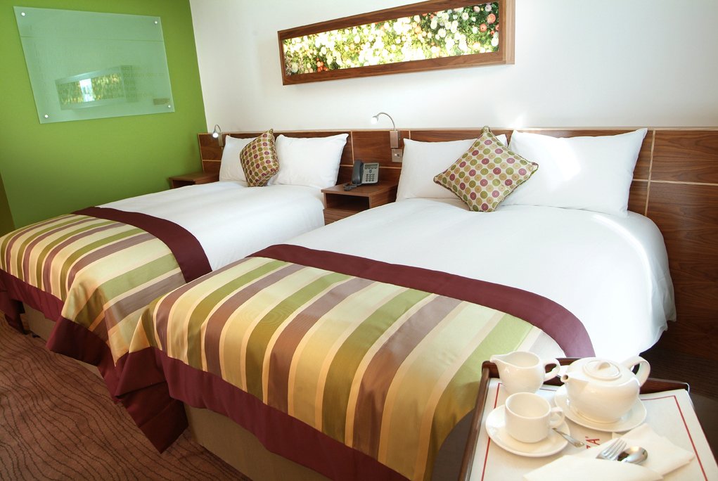 Check out this great Summer Sizzler offer from <a href="/crowneplazaddlk/">Crowne Plaza Dundalk</a>
Enjoy 2 nights bed &amp; breakfast in a family room PLUS family passes to both Tayto Park AND Funtasia Theme Park - all for just €299.
To book call the team on +353 429394922 or email reservations@crowneplazadundalk.ie