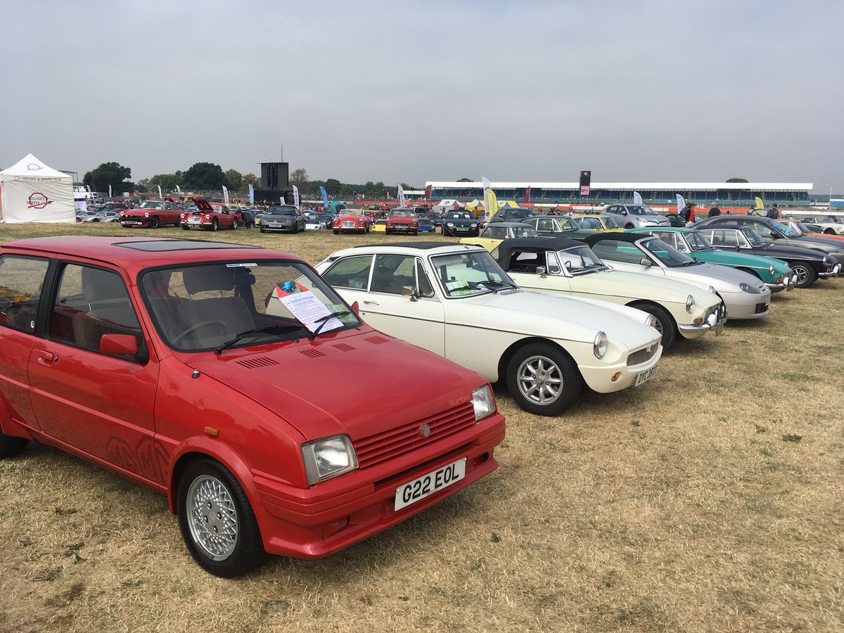 TheMGOwnersClub's tweet photo. Not one but two MG SVRs are on our stand at @silverstoneclassic what a great model of MG. Are you at the show this weekend? Come by and see these magnificent cars as well as two Twin Cam MGAs. Definitely not one to miss! #Green15 #sayhello #carsofinstagram #racingcars #cars #race https://t.co/WSbD3hMOmk