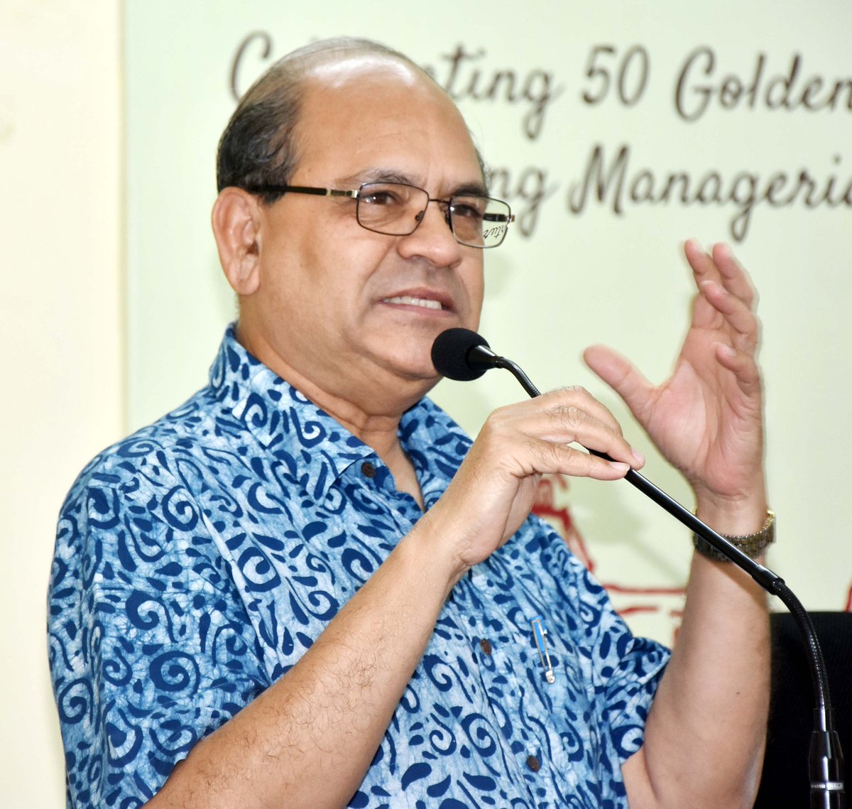 VCofficeBHU's tweet photo. "You are privileged to have got admission in this University founded by a great visionary Pt. Madan Mohan Malaviyaji. Here, you all must apperceive values and ethics to build your character along with your career."  VC, BHU at Induction Programme of Instt. of Management Studies. https://t.co/7o1UJgKSYr