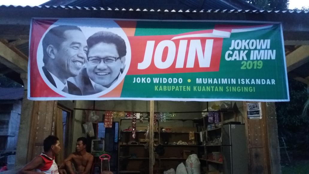 PInuman1's tweet photo. Insaallah Pasangan yg Tepat
#CakiminCawapresHargaMati
#join2019

@jokowi
@cakimiNOW
@jazilfawaid 
@DodiShawana https://t.co/9J6M5Xu4Jl