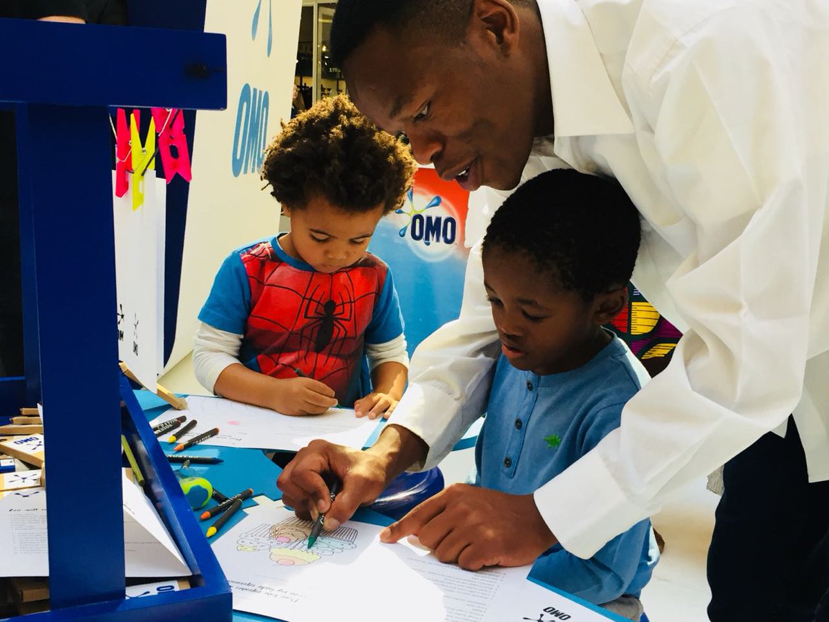 OMOSouthAfrica's tweet photo. You’re invited to join us at the OMO Gallery of Stains in Baywest Mall, Port Elizabeth today. Pop in NOW until 1pm for some great fun activities with @zolanimahola. You can also pledge to #WashLessLiveMore with your hand print. 🎨🖌 https://t.co/BW803IeQhb