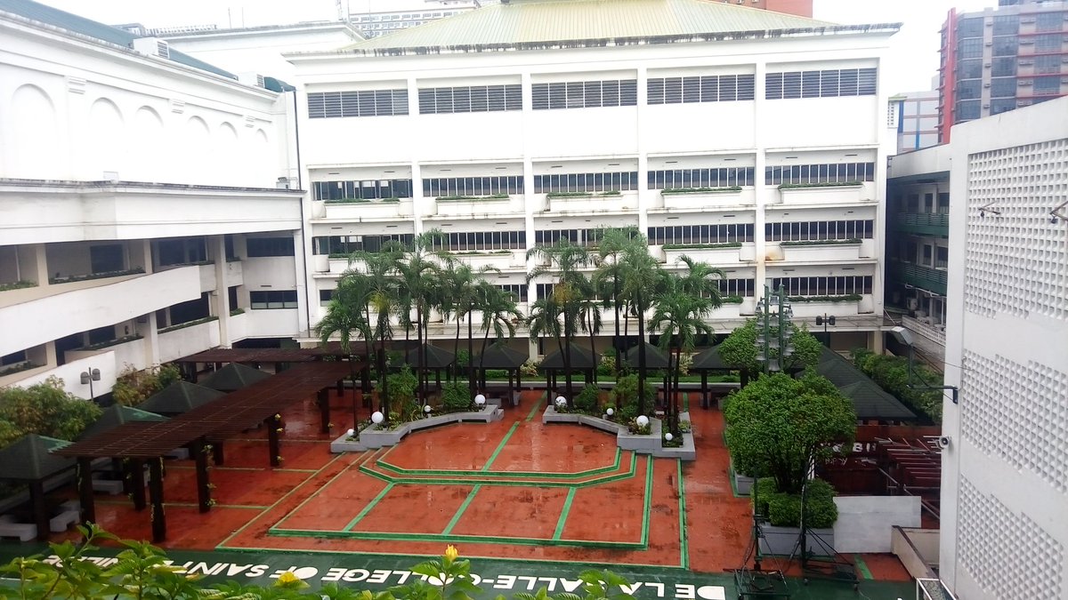 ShadowLance180's tweet photo. First time in the Benilde Taft Campus
#BMUN2018 https://t.co/c8ycyOQBT5