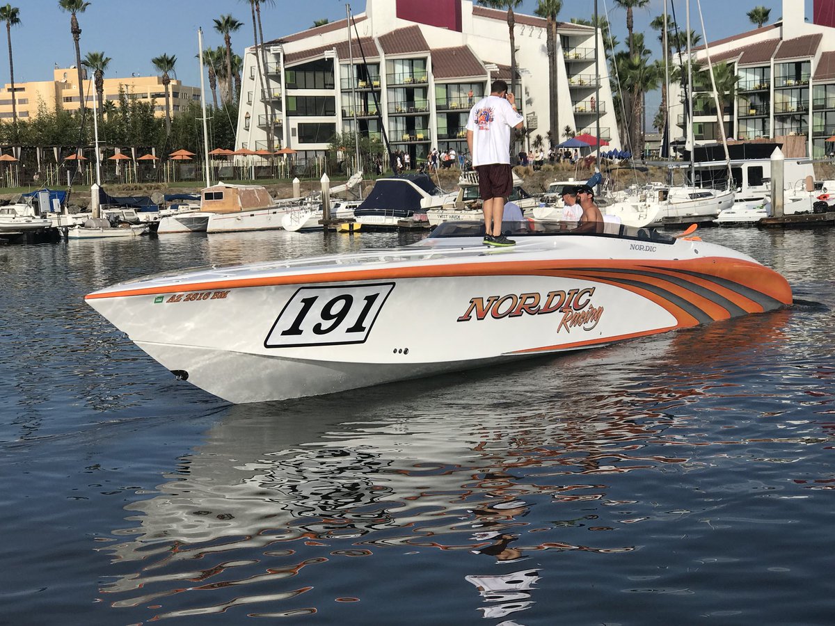 cbt_kelly's tweet photo. #CatalinaSkiRace #GoCameronGo #GoToddGo @NordicRacing #193 #191 @cbtechinc https://t.co/JVRFknqs3a