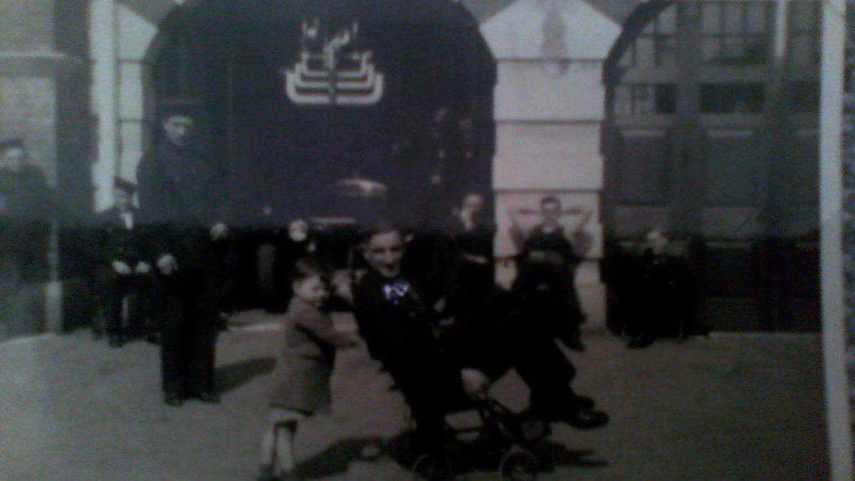 Funpartyphotos's tweet photo. @BromleyLFB A post card date unknown taken outside Bromley Fire Station. Nothing much has changed :) except the TL has gone. Would be interesting to see any old photos. I have a few more plus a bit of history on the station https://t.co/ezECUJrUqC