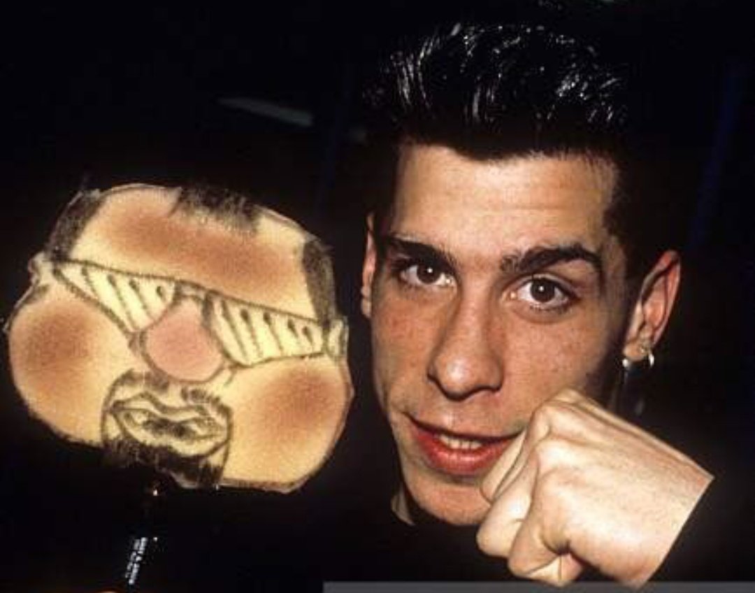 Nkotb4everMadi's tweet photo. Happy Saturday! β€ @dannywood
#MyMancrush365days @NKOTB #AnythingforDanny #MyFirstCrush https://t.co/gJtcMsZEZH