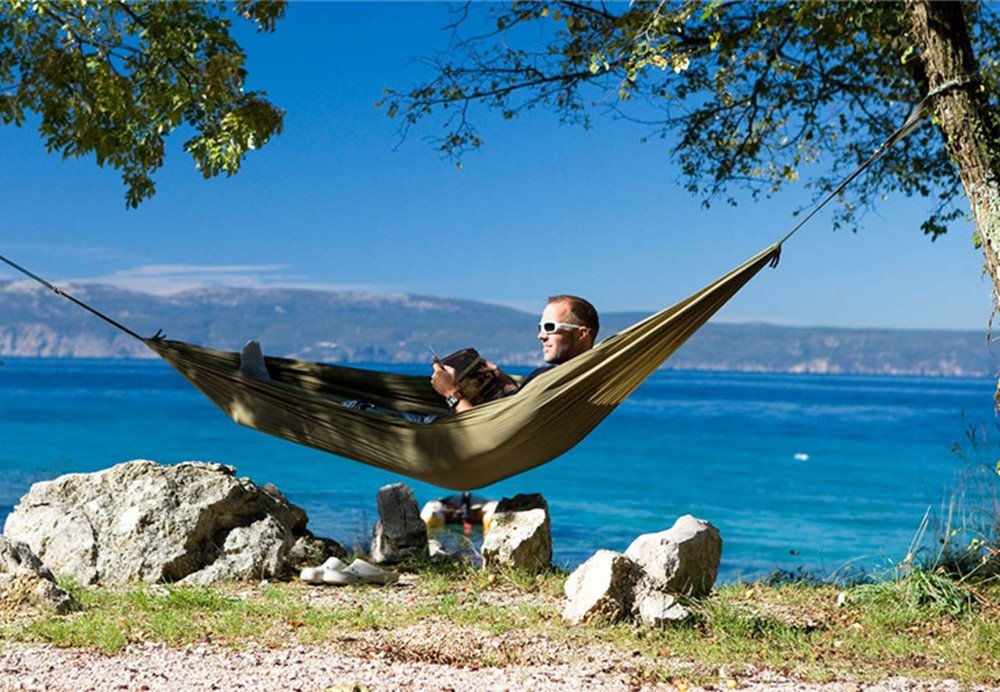 Have A Unforgettable Travel With Your Lover And Hammock #bestcampinghammock #besthammock #besttravelhammock #campinghammock #NatureFunUltraLightTravelCampingHammock #travelhammock ajpinfo.com/shop/have-a-un…