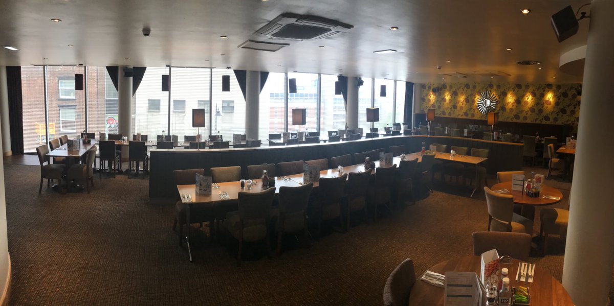 Table of 72 @AngelSt_PI ready for you #nowsthatsabigtable #doingwhatangelstdoesbest <a href="/Rachmac990/">Rachel MacMichael</a> <a href="/liambeever/">Liam Beever</a> @Valerie_PI3R <a href="/jmb0606/">John Mark Brennan</a> <a href="/SDEBDD/">simon ewins</a>