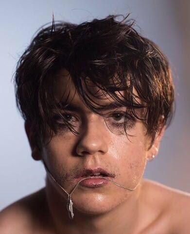DeclanMcKenna's tweet photo. Happy 1st Birthday What do you think about the car? -> https://t.co/8yH0Q42NCN https://t.co/gmx4S2KDVl