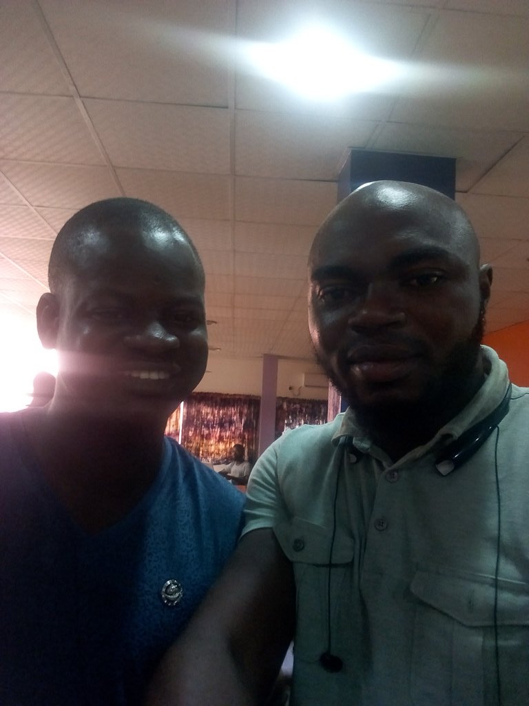 godwin_kachi's tweet photo. Today at the #forloopIbadan meet up, I met @CodeInBit, he is a #software developer. #developerparapo #Ibadan #Tech https://t.co/ObLW3t1tTC