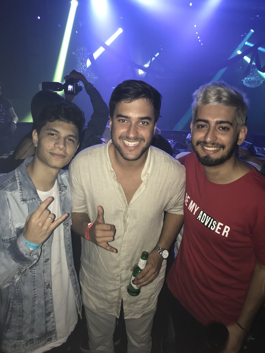 hamiltonrf's tweet image. Tá doido, que eletrônica foi essa 😂 pica  demais @analuizaacm #jessbenevides #evokings #futureclass