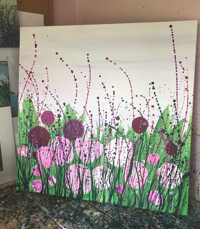 Plenty of painting time this week &amp; I plan to finish this before starting my next commission. The #peonies are long gone from my garden though sadly! ift.tt/2NtozlW